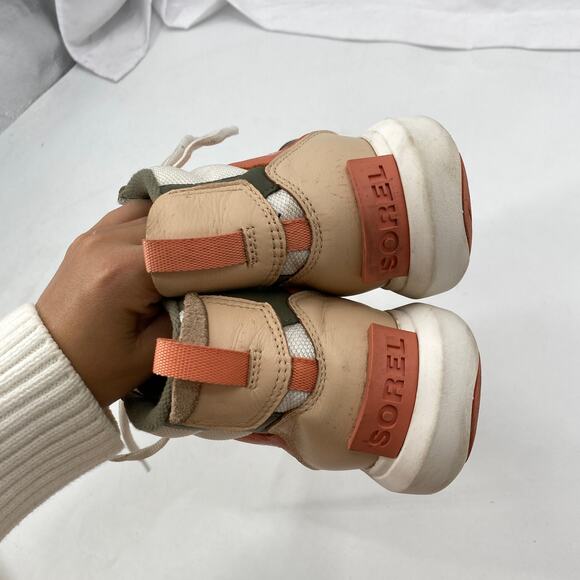 Sorel high top pink explorer shoes - Picture 9 of 9